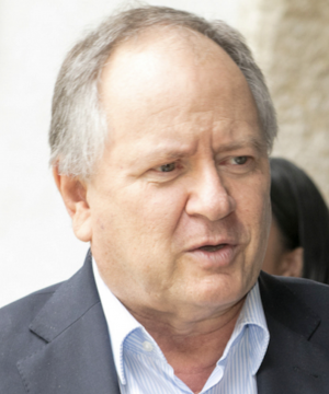 Dr. Renier Koegelenberg​